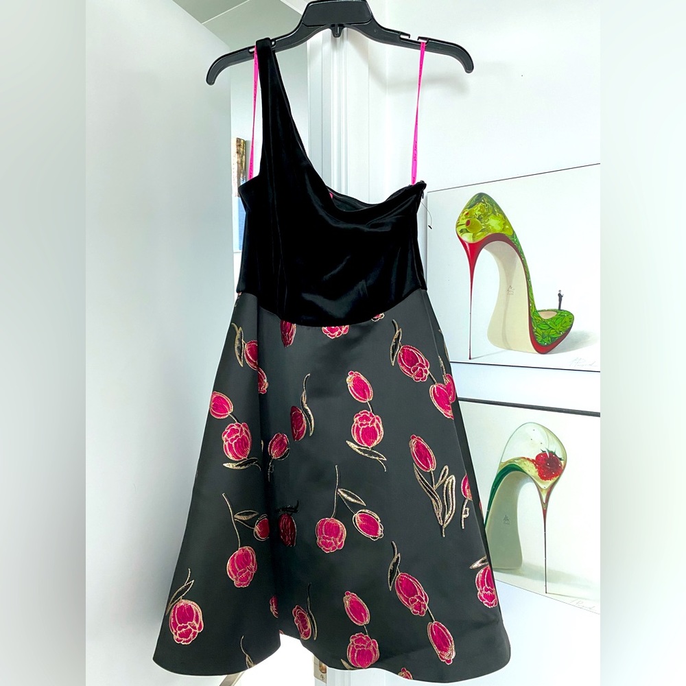 Betsey Johnson One Shoulder A-Line Dress w Crinoline